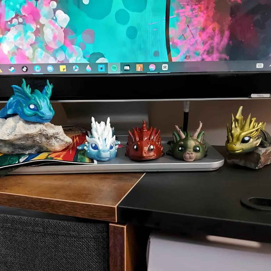 Zoryn Thunder Dragon Keychain | Hand-Painted Art Figure